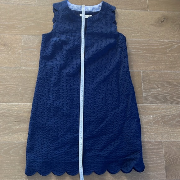 Vineyard Vines Seersucker Scallop Cisco Swing Dress | 4 - Picture 9 of 10